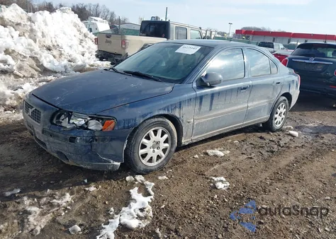 2002 Volvo S60 2.4 from USA, damaged, VIN YV1RS61R522109265
